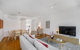 Whome Urban Retreat W/Parking, Elevator & Ac By Benfica Stadium